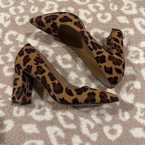 Banana Republic leopard hair heel size 6.